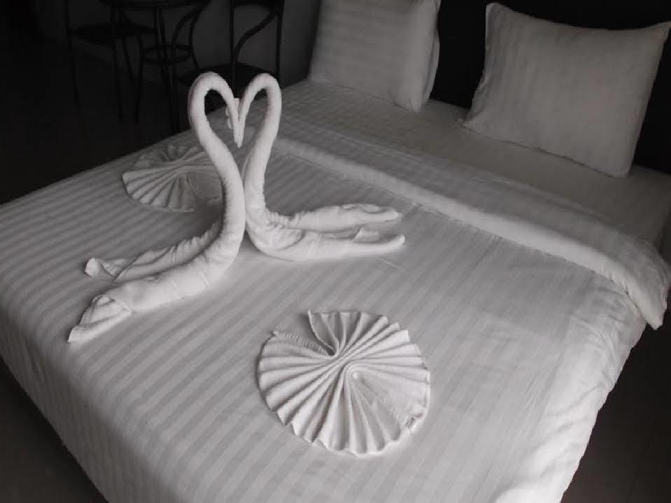 Sasinara Place Service Apartmant Chaweng  Exterior photo